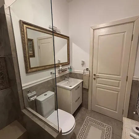 Apartment Charming Flat In - Steps From Ndk Sofia